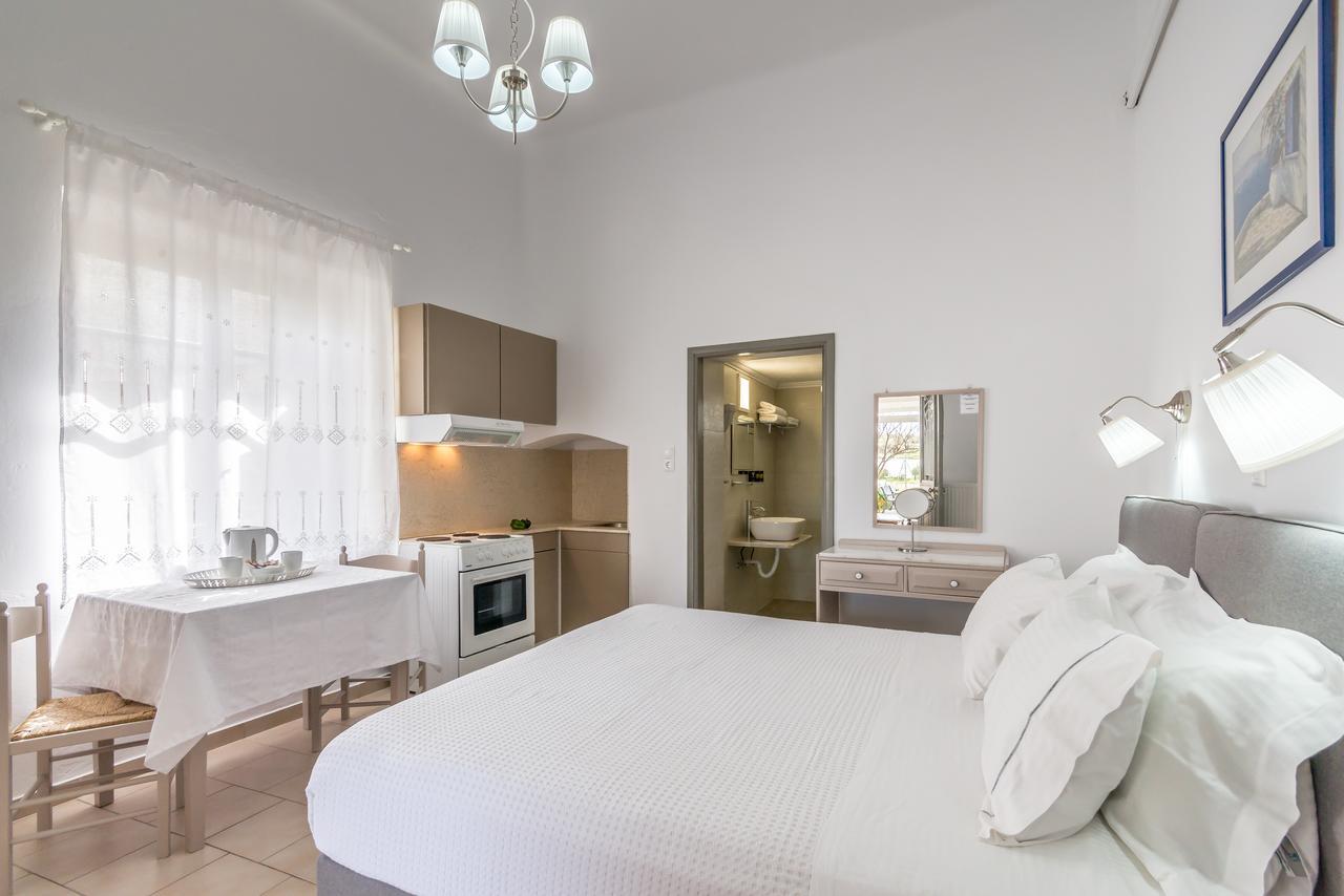 Milos Apartments Adamantas  Exterior photo